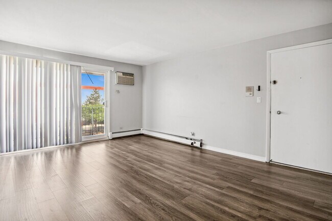 Photo - 2500 Mark Thomas Ln Unit 7A