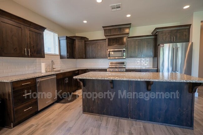 Photo - 1504 W Shinnecock Cir