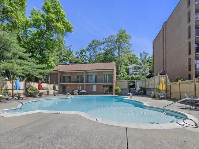 Photo - 190 High St Unidad 109