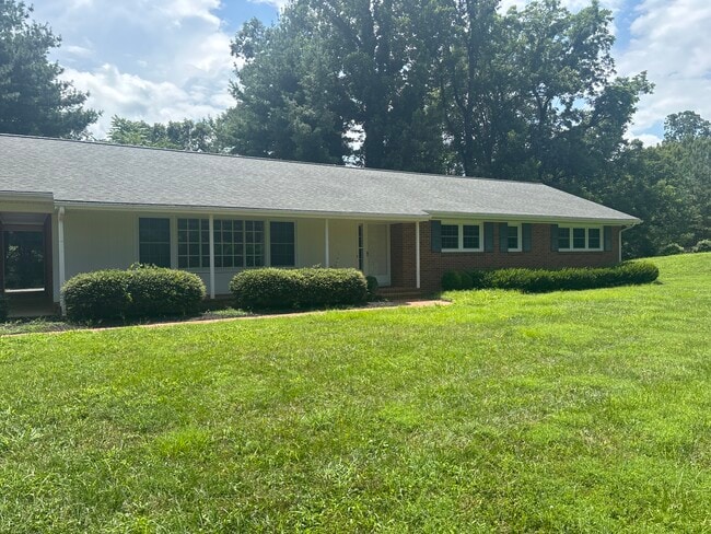 Building Photo - 18863 Virgil H Goode Hwy Rental