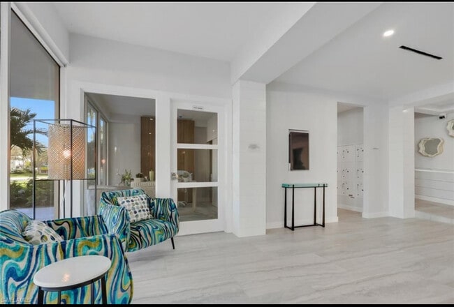 Photo - 1 Bluebill Ave Unit 604