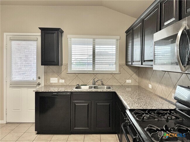 Photo - 1024 Britt Ln