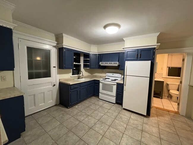 Photo - 15 Wellsville Ave Unit A