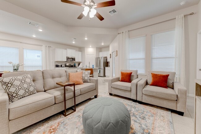 Building Photo - 3703 McCleland Crk Trl