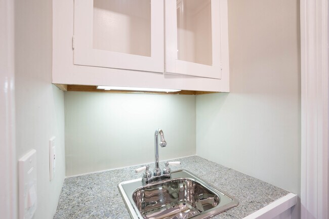 Photo - 40 Puddingstone Ln