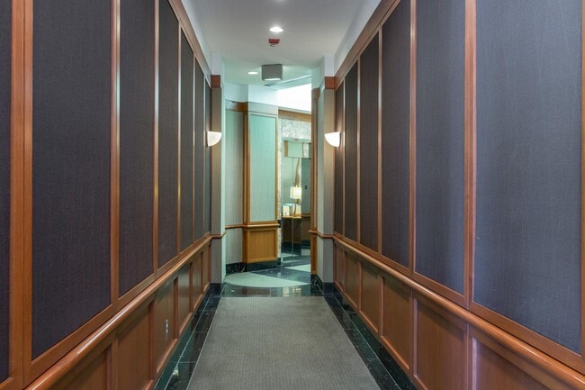 Photo - 1275 25th St NW