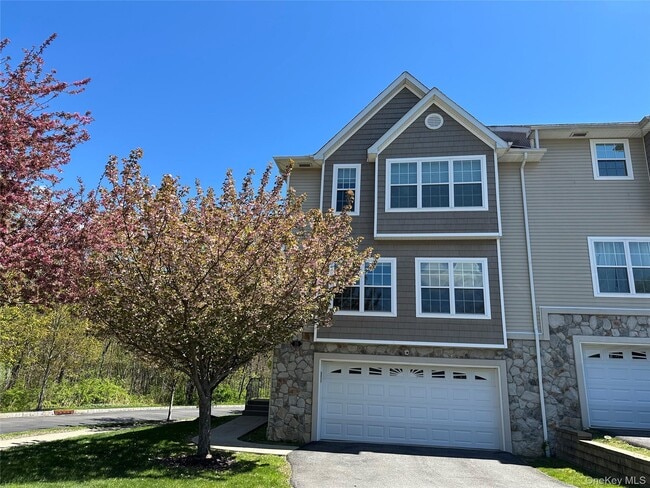 Photo - 16 David Lester Dr