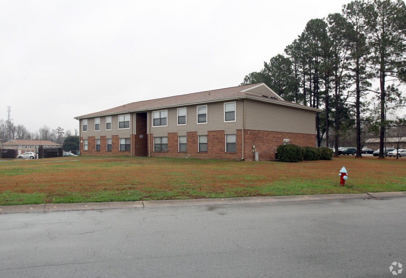 Photo - Plaza Manor Apartments