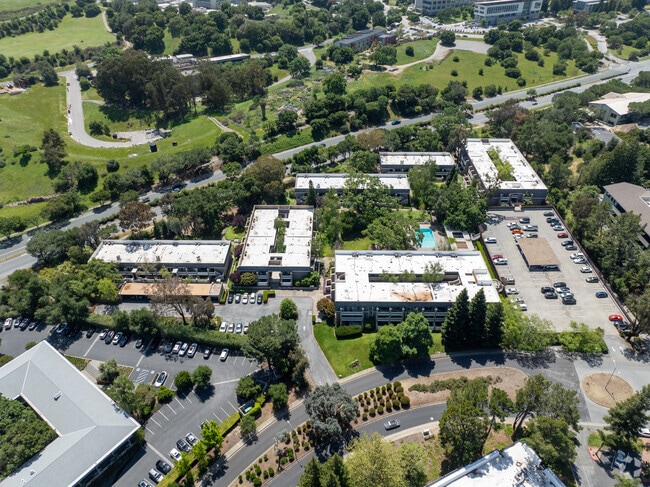 Photo - 675 Sharon Park Dr