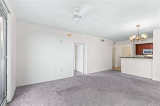 Photo - 2421 NE 65th St Unit 318