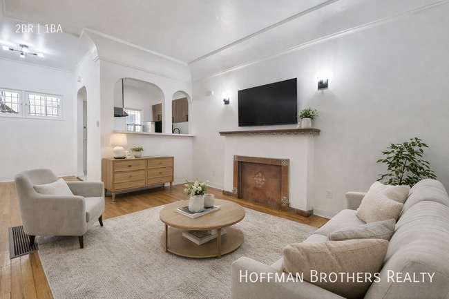 Building Photo - 641 N Spaulding Ave Unit 1/4