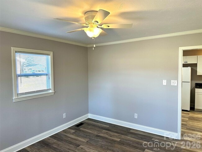 Photo - 2121 Charlotte Hwy