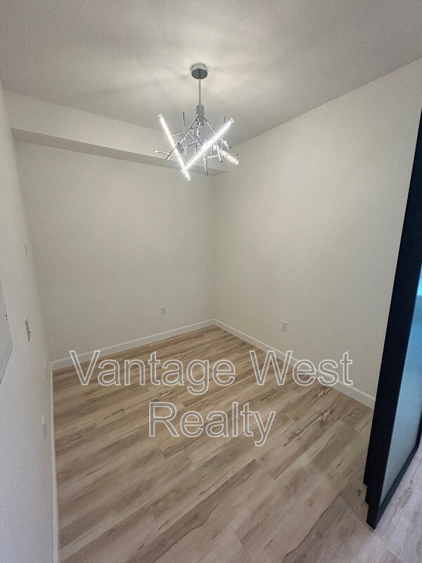 Photo - 630-630 Boynton Pl