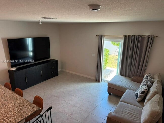 1057 NW 5th St