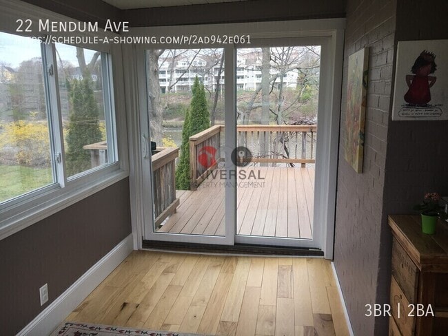 Photo - 22 Mendum Ave