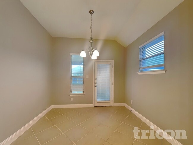 Photo - 1473 Eagle Nest Dr