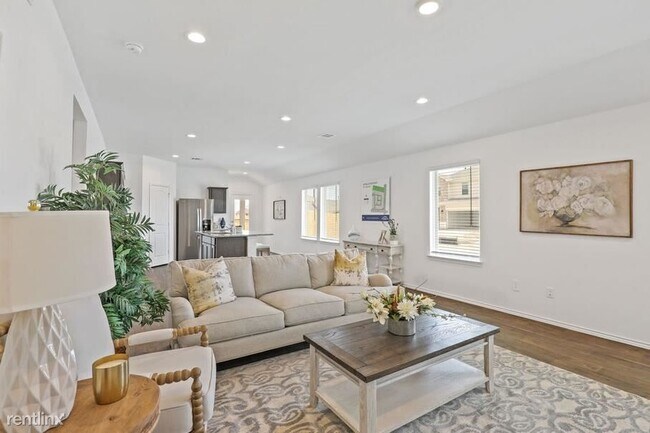 Photo - 4 br, 2.5 bath Condo - 4019 Ventana RDg Dr...