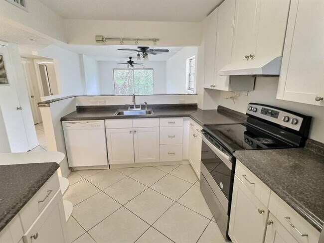 Photo - 1100 NW 87th Ave Unit 208