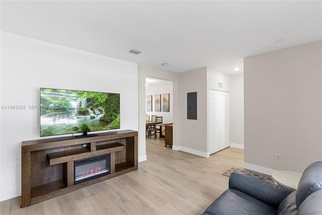 Photo - 10653 W 32nd Ln