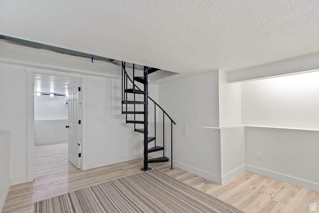 Photo - 208 Ogden Canyon Rd