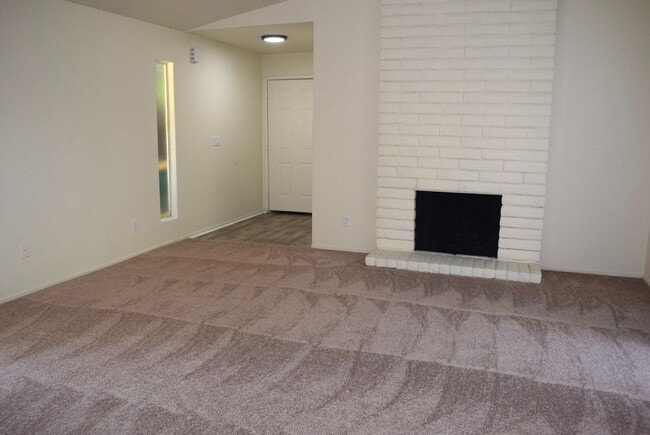 Photo - 5606 Passero Way