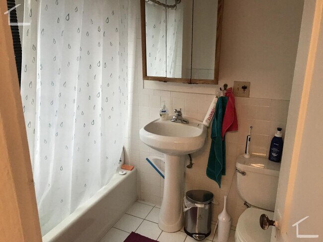 Photo - 1254 Commonwealth Ave