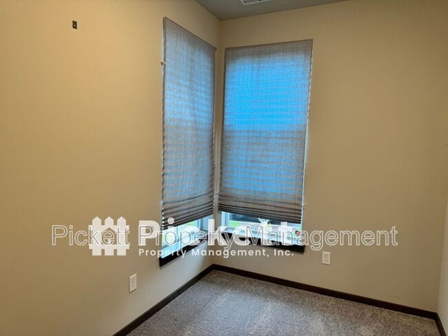 Photo - 5146 Granger St