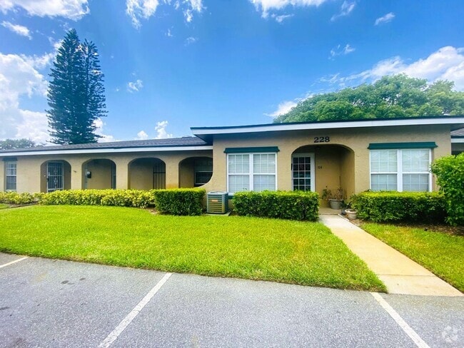 Building Photo - **For Sale** Everest Point Unit Everest Point 100 Rental