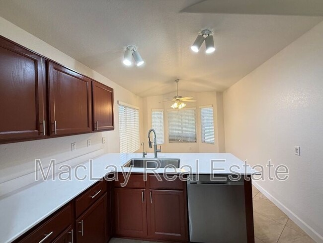 Photo - 766 E Baylor Ln