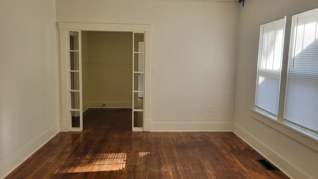 Photo - PRE-LEASING!! AVAILABLE JUNE 10TH! 3 Bedroom/1 Bathroom House