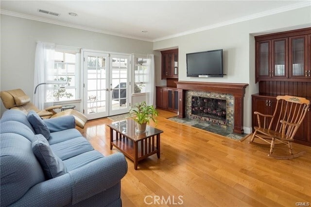Photo - 1727 Date Ave