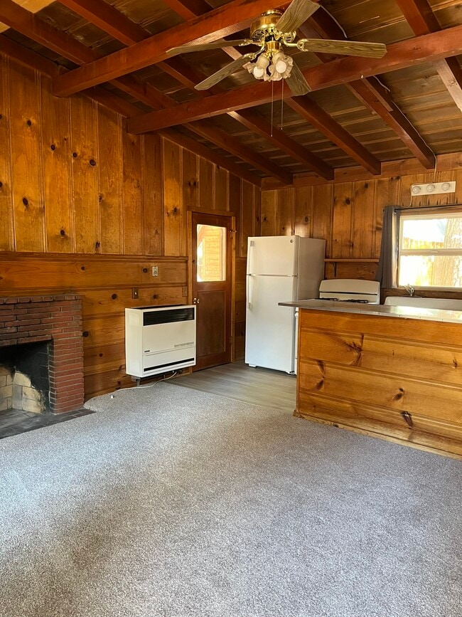 Photo - 3066 Oakland Ave