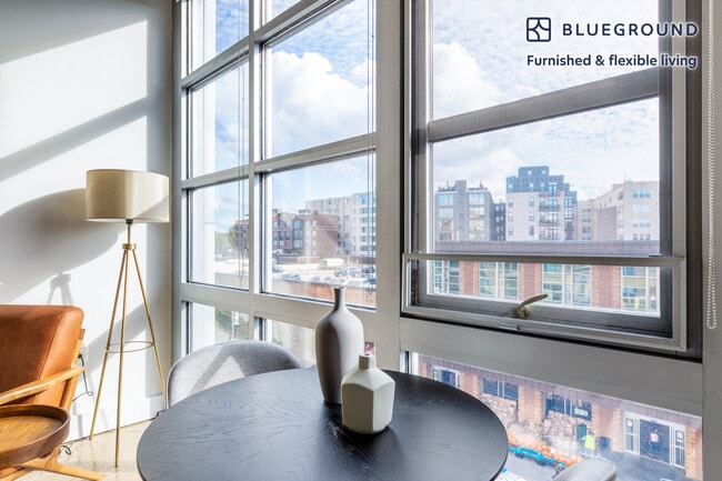 Photo - 1445 P St NW Unit FL4-ID228