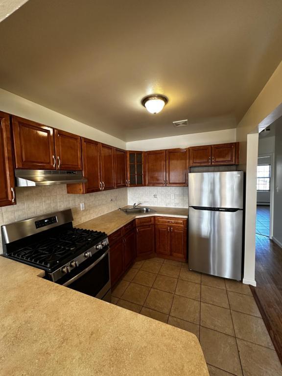 227 beach 28th st 3fl