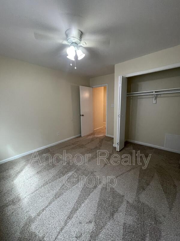 Photo - 2226 Sedgewick Dr