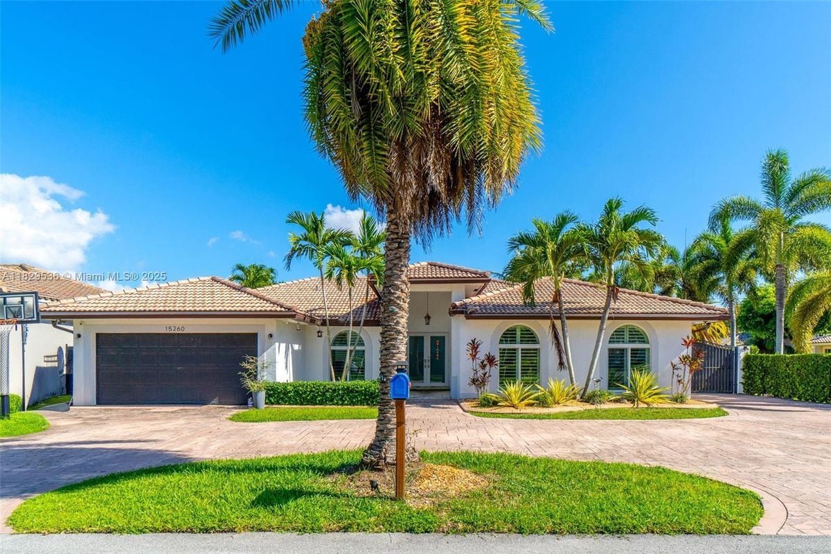 Photo - 15260 SW 143rd St Casa