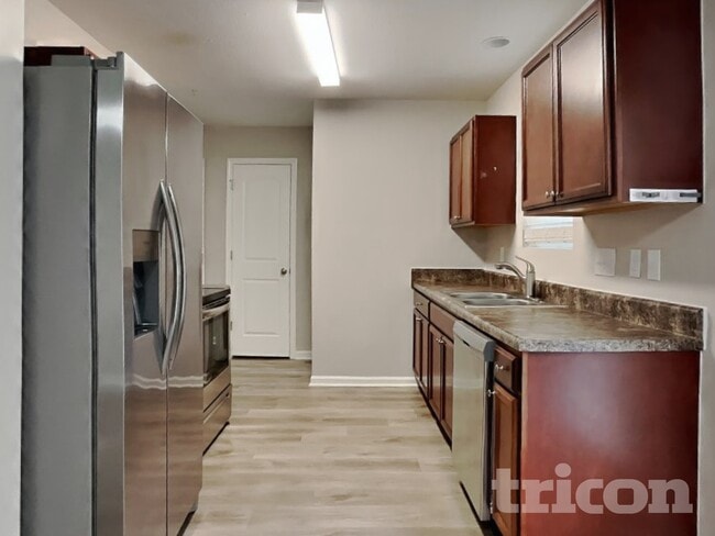 27 Anna Maria Ct