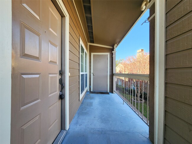 Photo - 1860 White Oak Dr Unit 236