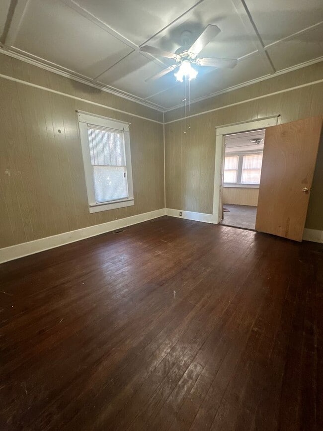 Photo - 3 Bed 1 Bath House