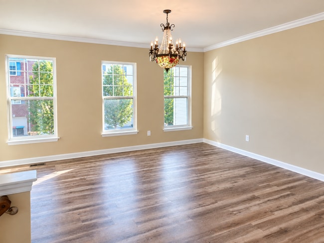 103 Argyle Ct