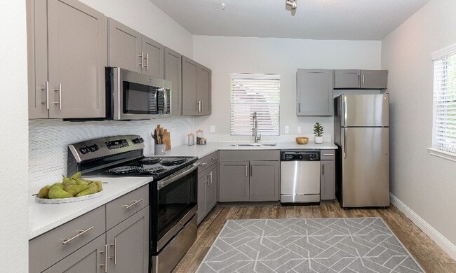 Kitchen - Avana River Park Apartments