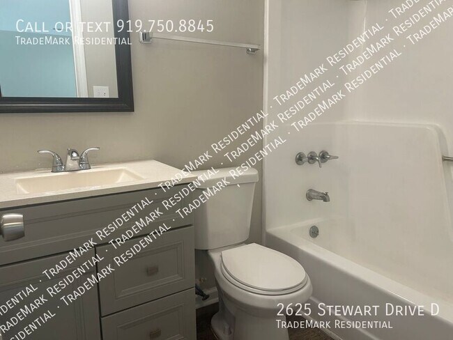 Photo - 2625 Stewart Dr