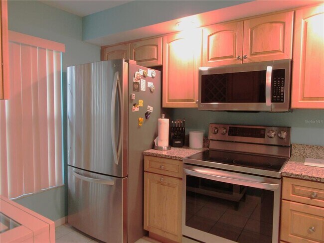4733 Winslow Beacon Unit 13