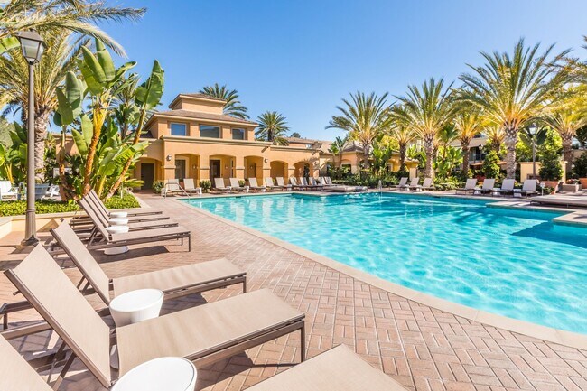 Torrey Hills Apartment Homes