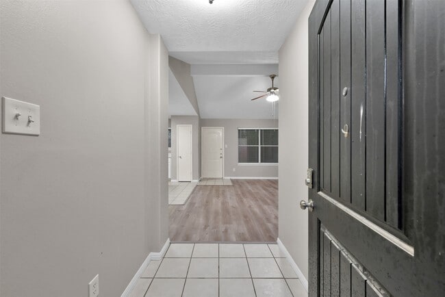 Photo - 16376 Sun View Ln