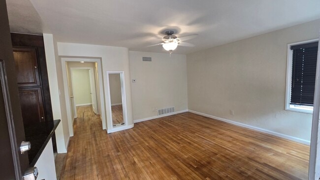 Photo - 826 Allerton Ct