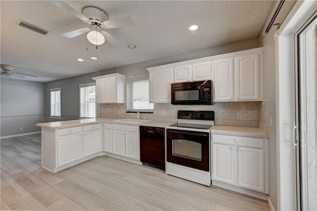 Photo - 7743 W Country Club Blvd