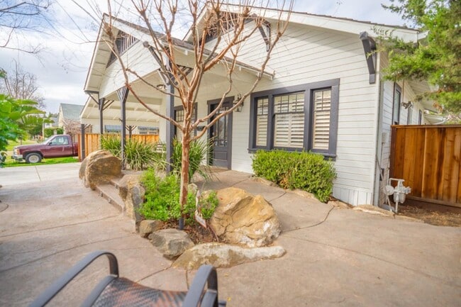 Photo - Beautiful Southside Los Banos Rental