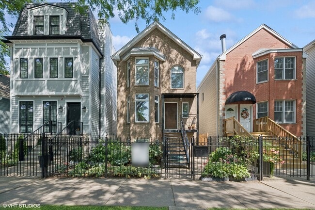 Building Photo - 1730 W Barry Ave Rental