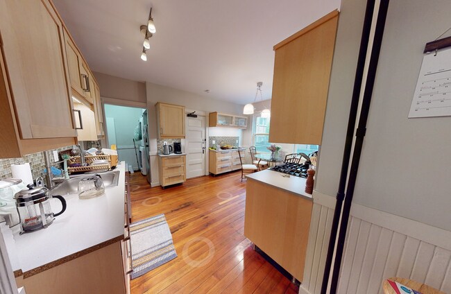 Photo - 107 Oxford St Apartments Unit 1